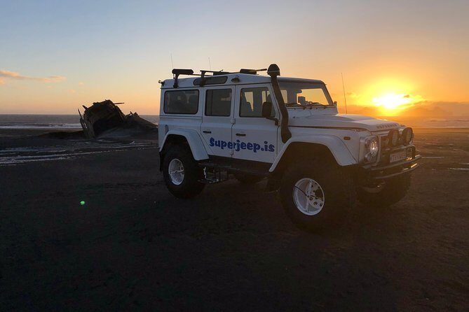Private Superjeep Full-Day South Coast and Eyjafjallajokull Volcano Sights - The Hveragerði return: greenhouses meet geothermal heat