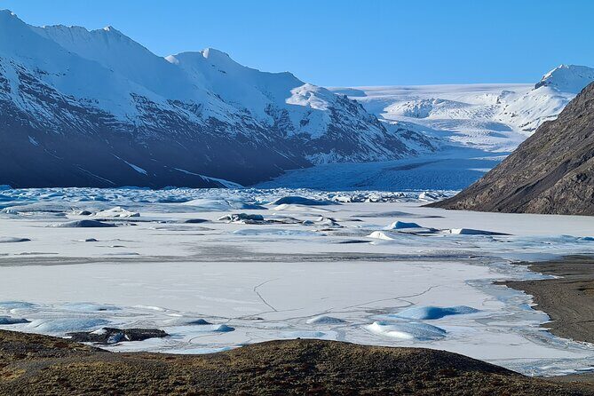 Private Tour Höfn: Jokulsárlón , Diamond Beach, Secret Glacier - Fellsfjara (Diamond Beach): why black sand makes ice look different