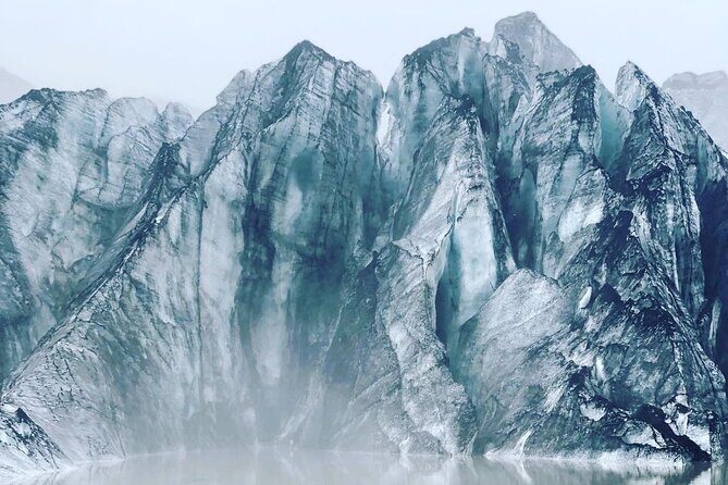 Private tour to the South Coast of Iceland - Guides, comfort, and the kind of conversation you’ll want