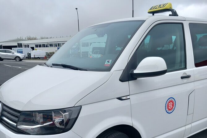 Private Transfer from Keflavik Airport to Reykjavik/surrounding - Price and value: $160 per group can be a win