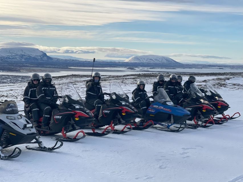 Reykjahlid: Snowmobile Adventure by Lake Mývatn - Learning to drive without white-knuckle panic