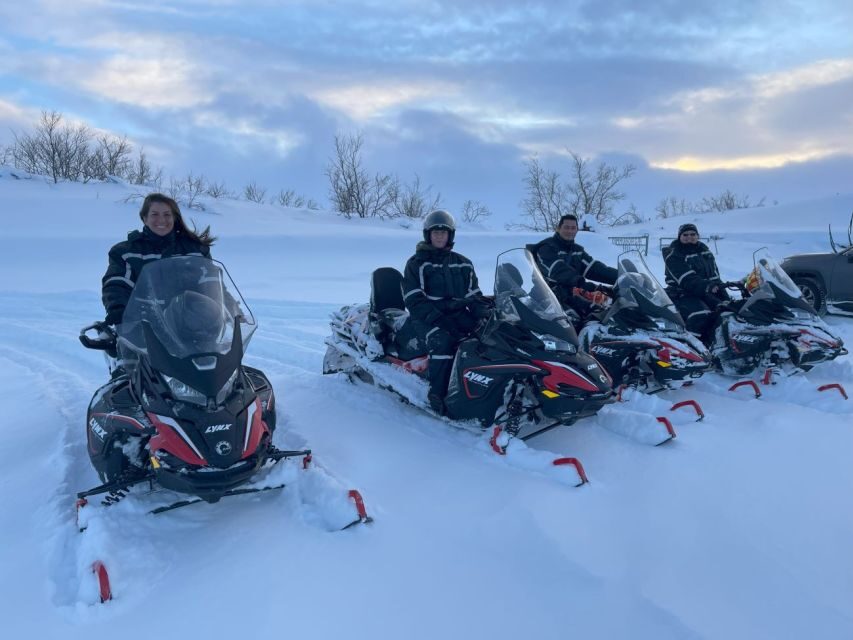 Reykjahlid: Snowmobile Adventure by Lake Mývatn - Gear, license, and the 30-minute safety briefing