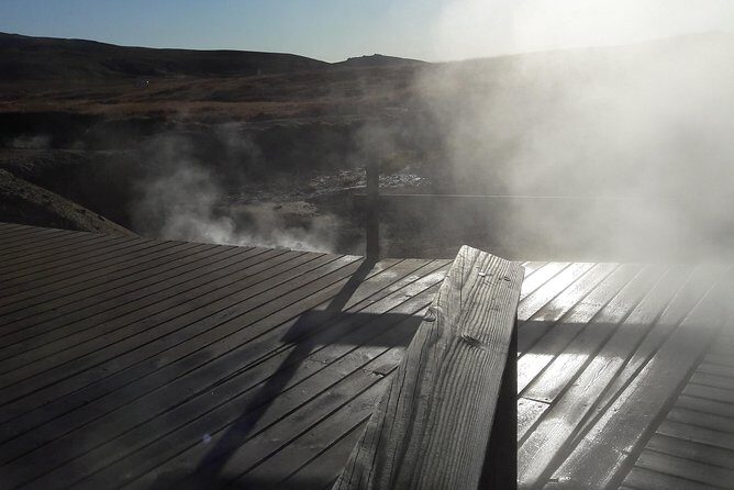 Reykjanes peninsula- Geopark and much more. Private tour - Kleifarvatn: one big deep lake with geothermal runoff