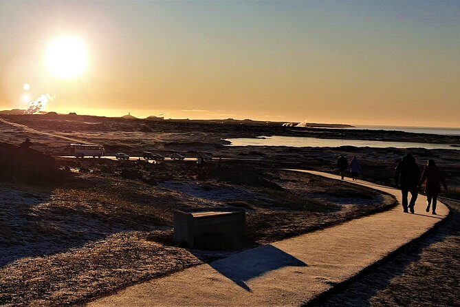 Reykjanes peninsula- Geopark and much more. Private tour - Brimketill: a small coastal pool shaped by erosion
