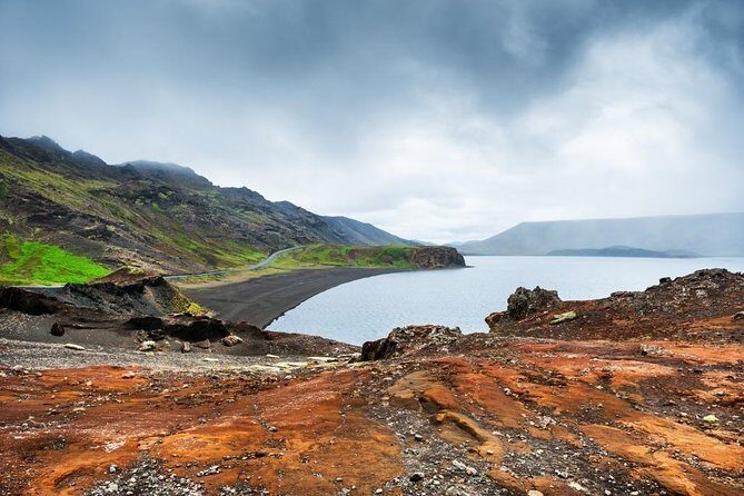 Reykjanes Peninsula Tour - Krýsuvík and Seltún geothermal area: steam, mud, and red hills