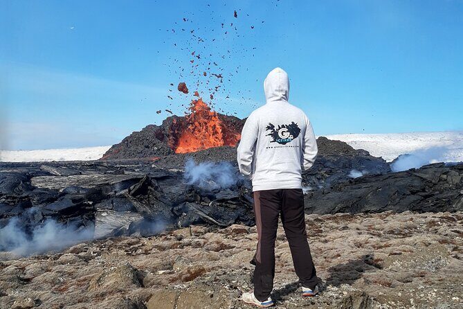Reykjanes secret G spots - raw edition - Blue Lagoon area: hike on top, then the lagoon with the power-plant angle