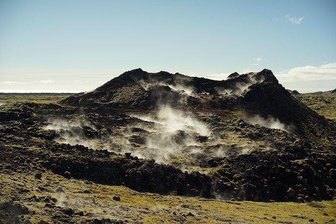 Reykjanes secret G spots - raw edition - What the day feels like: active touring, shifting weather, and smart reroutes