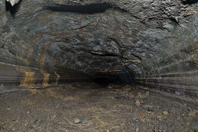 Reykjanes secret G spots - raw edition - Leiðarendi Cave: colorful lava tube time underground
