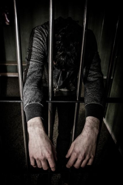 Reykjavik: 1-Hour Prison Break Escape Game - One Hour in a Maximum-Security Cell: the core game loop