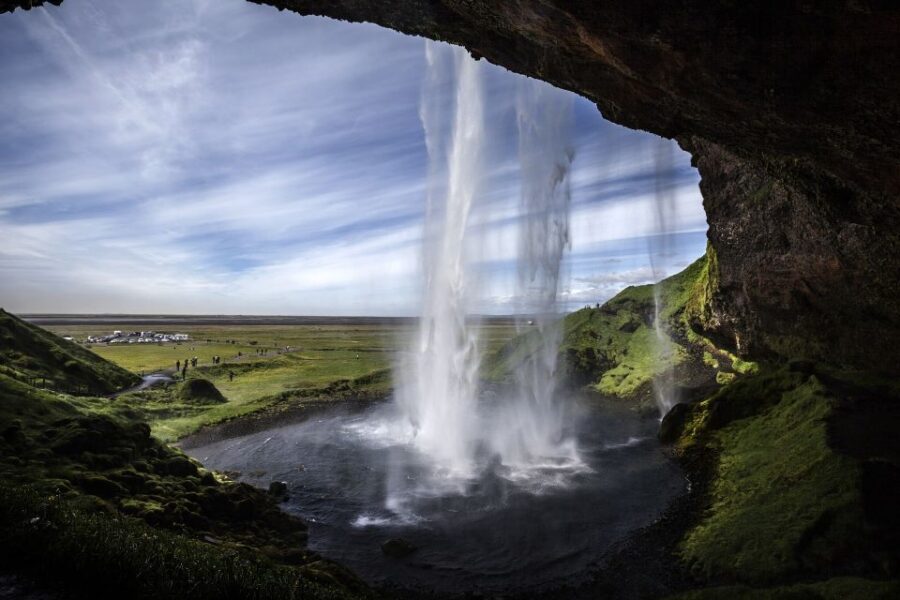 Reykjavik: 3-day South Coast and Golden Circle Experience - From the south coast to Jökulsárlón: glacier lagoon, icebergs, and Diamond Beach