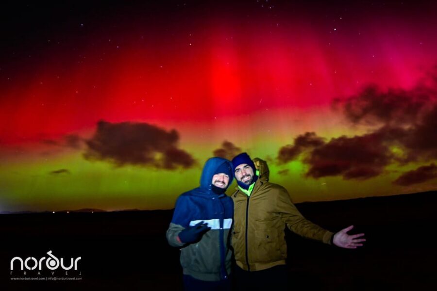 Reykjavík: 4x4 Minibus Northern Lights with Photo and Cocoa - Price and value: is $136 worth it?