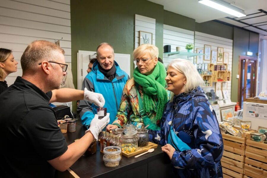 Reykjavik: Christmas Food Tour with Tastings and Drinks - Dietary limits: what to know before you book