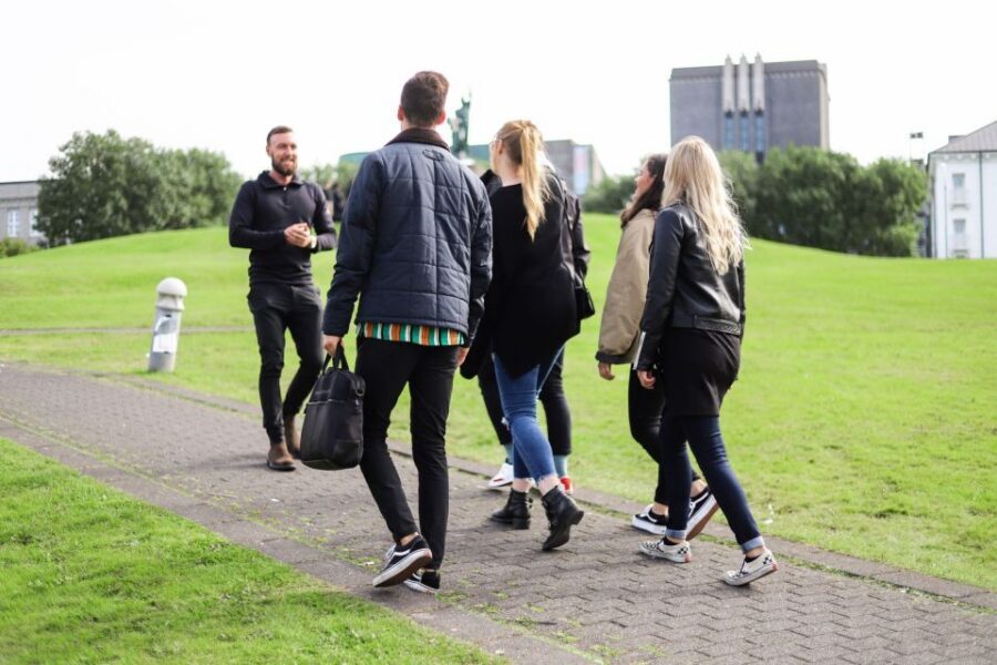 Reykjavik: Evening Icelandic Food and Drink Tour - Should You Book This Reykjavik Evening Food and Drink Tour?