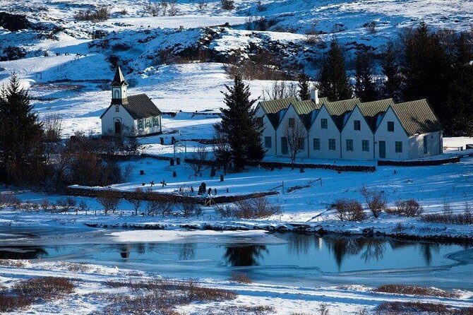 Reykjavik: Golden Circle and Northern Lights Small-Group Tour - What to Pack for Iceland Winter Nights (So You Enjoy the Wait)