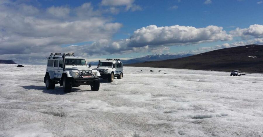 Reykjavik: Golden Circle & Langjökull Glacier on a Jeep - Thingvellir National Park: tectonic plates and the founding story