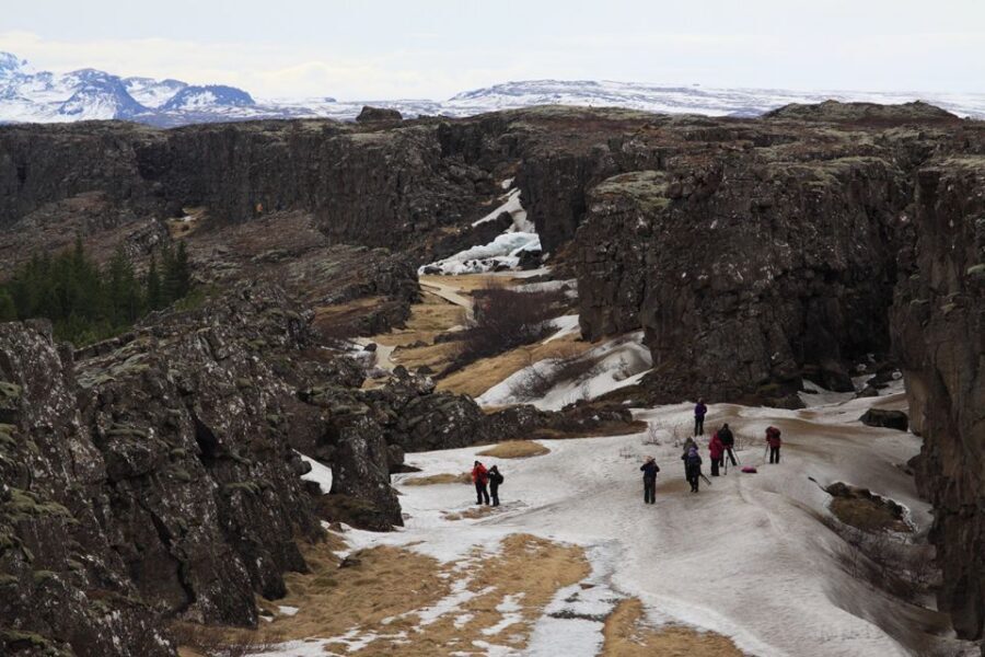 Reykjavik: Golden Circle & Northern Lights 4x4 Tour - The practical stuff: what to bring and how to stay comfortable