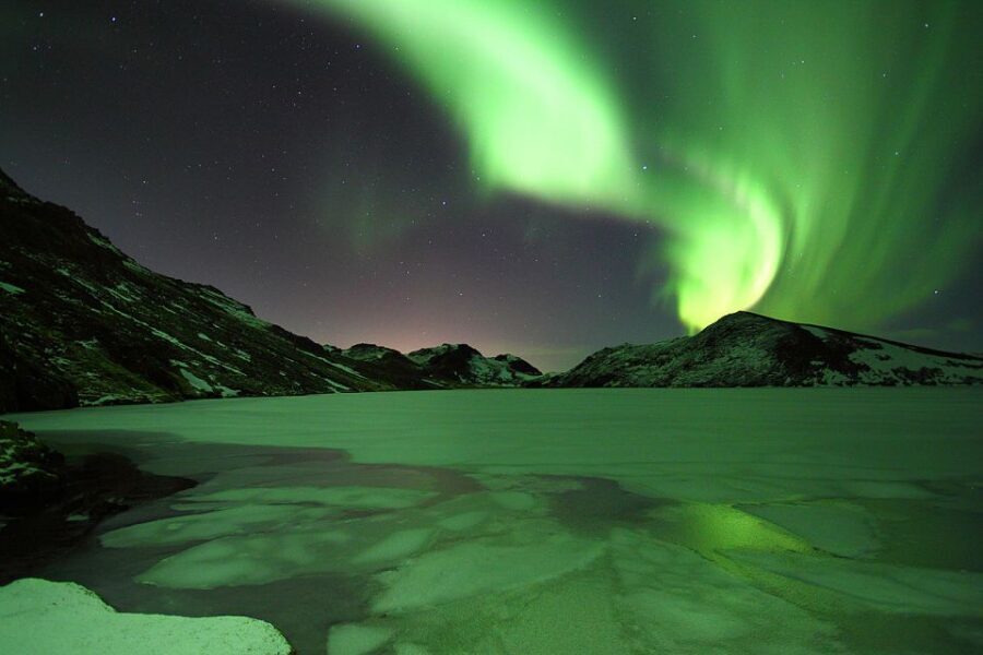 Reykjavik: Golden Circle & Northern Lights 4x4 Tour - Should you book this Golden Circle and Northern Lights 4x4 tour?