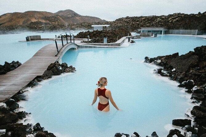 Reykjavik Iceland: Private Transfer to/from Keflavik Airport KEF - Who should book this transfer (and who should think twice)