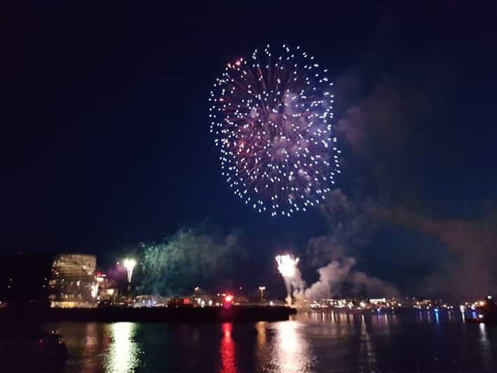 Reykjavík: New Year's Eve Northern Lights Yacht Cruise - Key Takeaways Before You Go