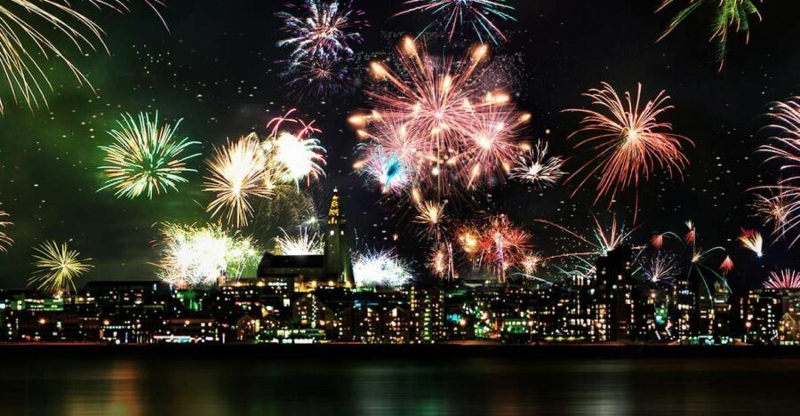 Reykjavik: New Years Fireworks Midnight Cruise - Why Watching Reykjavik’s Fireworks From the Sea Feels Worth It