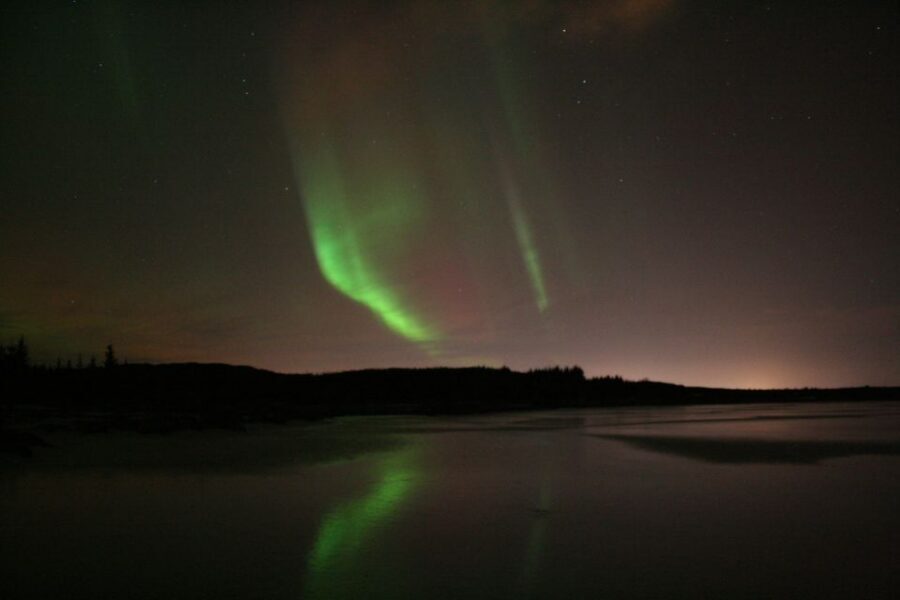 Reykjavik: Northern Lights Experience by Superjeep - Should you book Superjeep’s Northern Lights Experience?