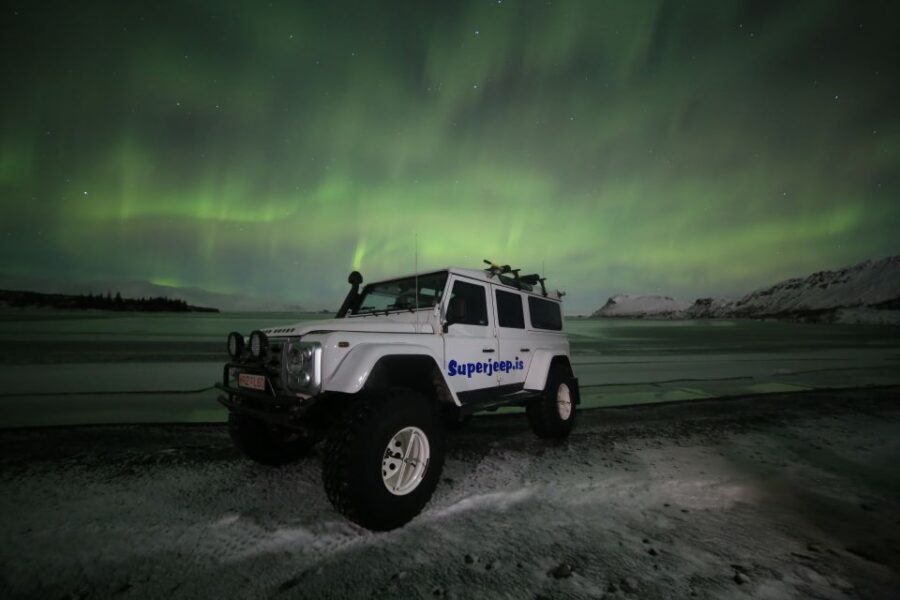 Reykjavik: Northern Lights Experience by Superjeep - From hotel pickup to skywatching: how the 4-hour flow feels