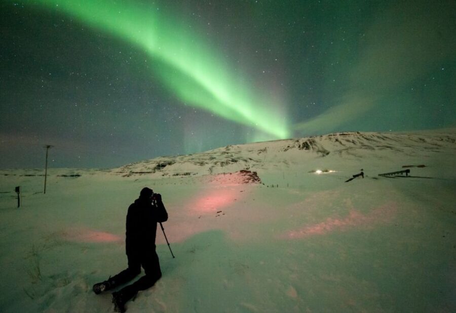 Reykjavik: Northern Lights Group Tour with Photos - Key things I’d pin on your planning list