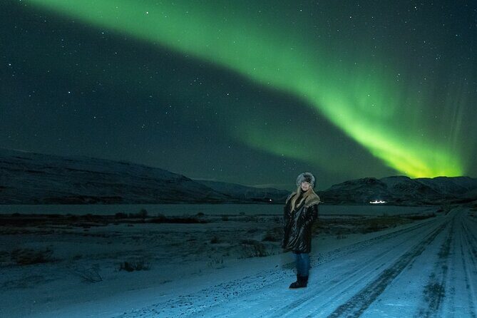 Reykjavik Private Northern Lights Tour with Pro Photographer - The moving itinerary: how the aurora hunt actually unfolds