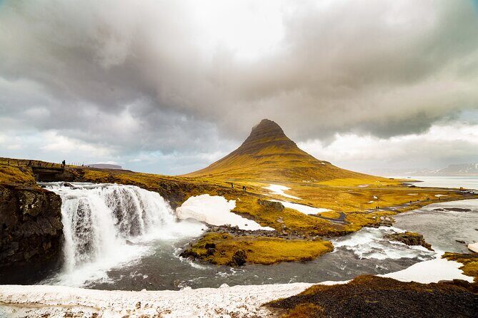 Reykjavík: Snæfellsnes & Kirkjufell Small Group Tour - Small-group minibus touring (max 19) and what it means for you