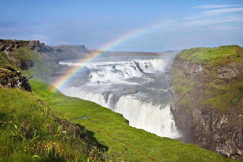 Reykjavik: The Golden Circle Full-Day Tour - Meeting in Reykjavík and riding the coach schedule