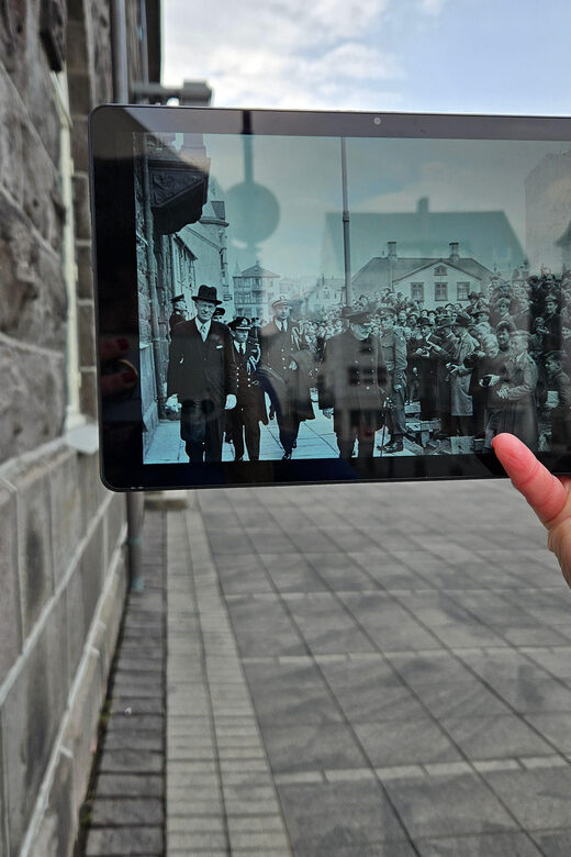 Reykjavik: World War II Walking tour around the city centre - British invasion meets the American presence: culture changes you can name