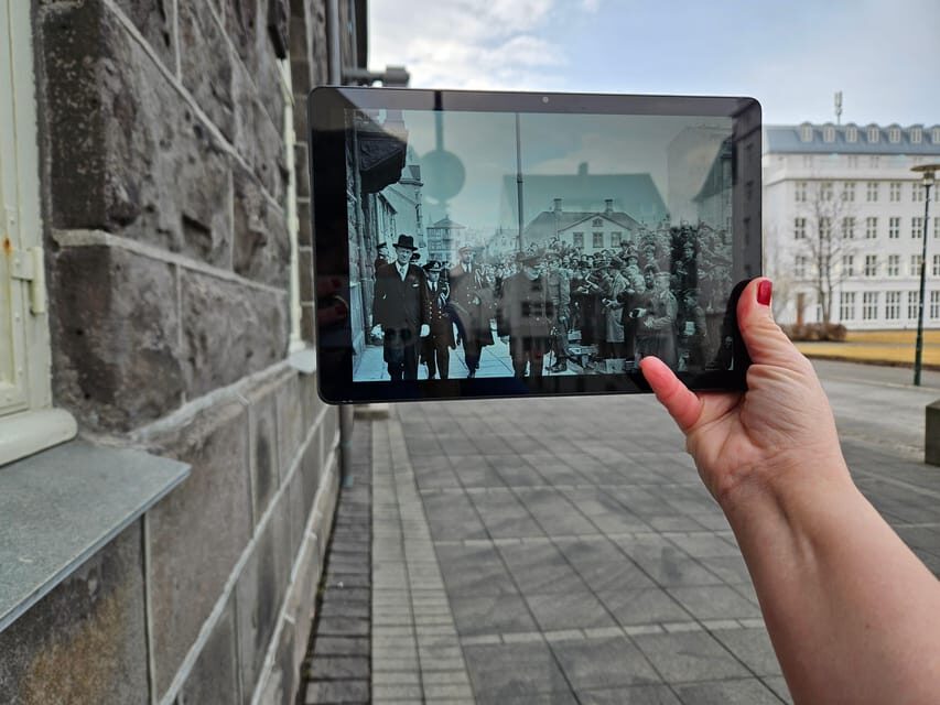 Reykjavik: World War II Walking tour around the city centre - Who this tour suits best (and who might want a different option)