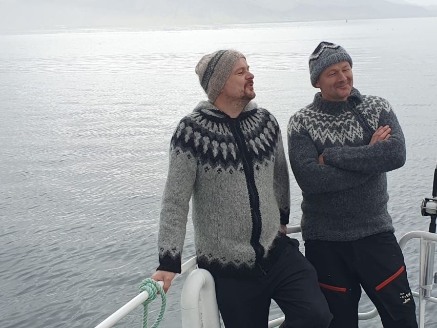Reykjavik's Finest Catch: Guided Sea Angling Tour - The short sightseeing cruise: getting out into Faxaflói Bay
