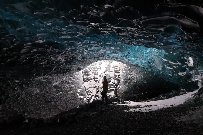 Sapphire Ice Cave Tour from Jökulsárlón - Extra Small Group - Guide-driven pacing: small group benefits you can feel