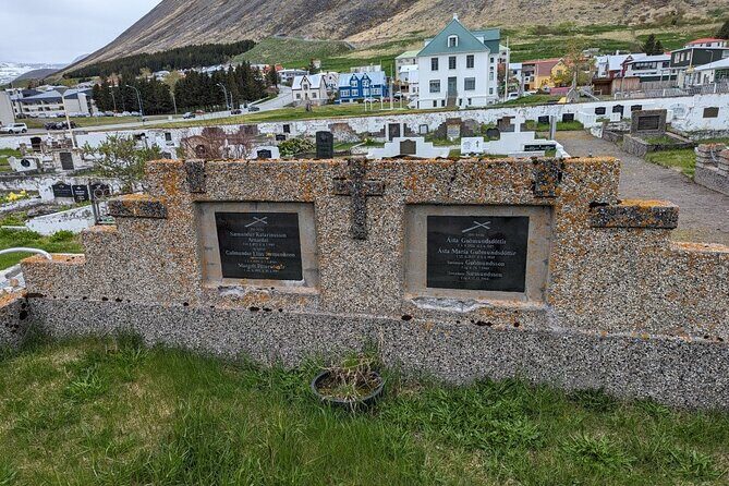 Self-Guided Tour of Ísafjörður: Art, History, and Architecture - Ísafjarðarkirkja: a church with local name-story energy