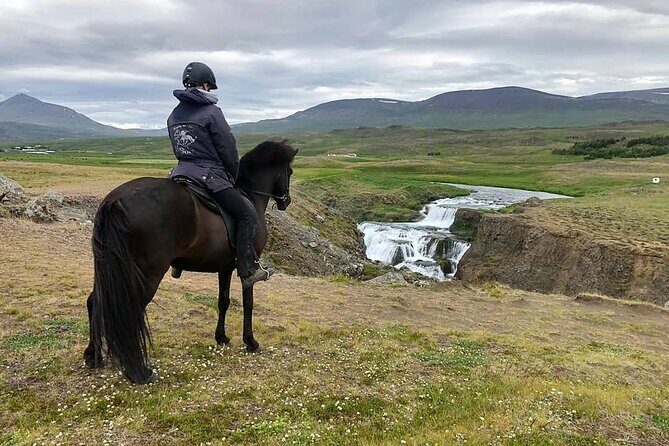 Short Riding Tour with Eye-Catching Photos at Waterfall - Price and value: why this $90.12 ride makes sense