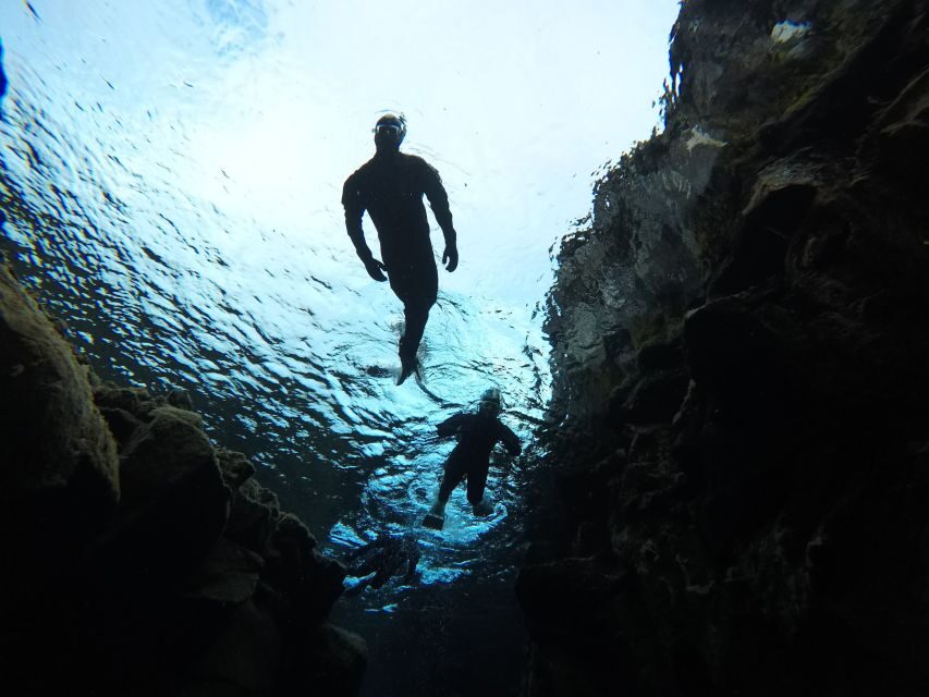 Silfra: Leidarendi Lava Caving & Snorkeling Tour with Photos - Silfra snorkeling at Þingvellir: clear freshwater and tectonic clues
