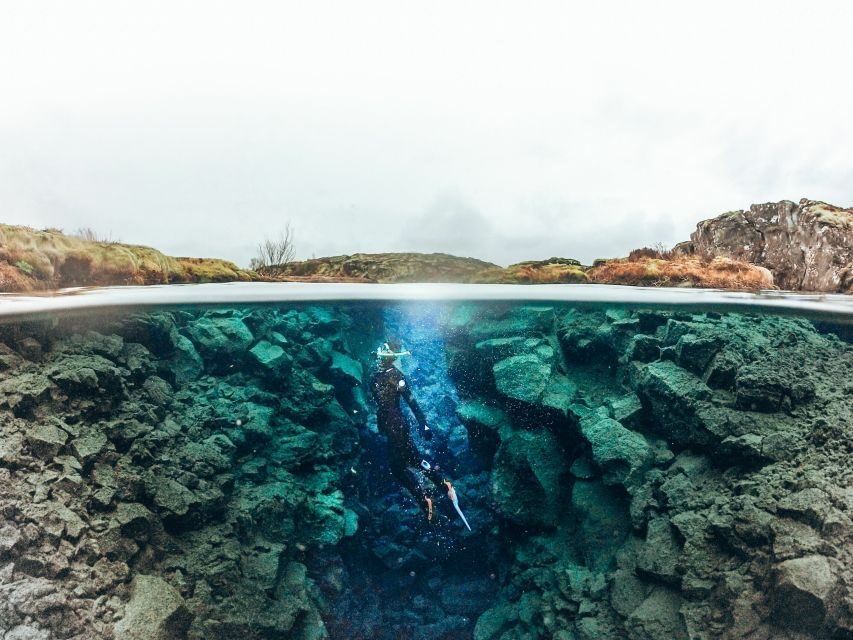 Silfra: Leidarendi Lava Caving & Snorkeling Tour with Photos - The 7-hour flow: pickup times to the last photo