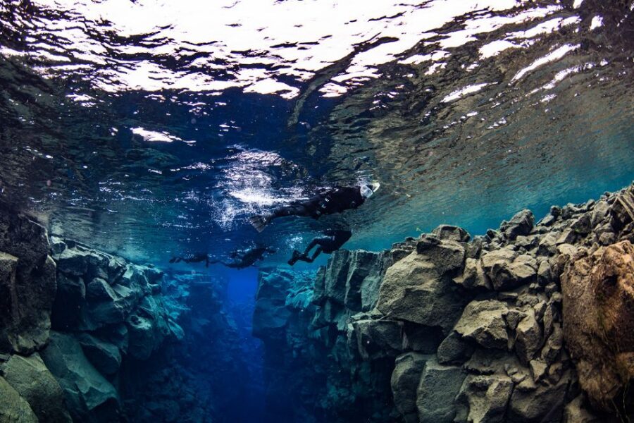 Silfra: Snorkeling Tour Between Tectonic Plates - Key things you’ll notice in Silfra