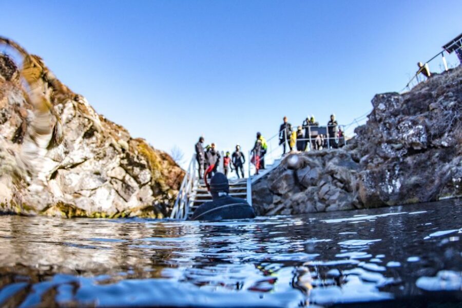 Silfra: Snorkeling Tour Between Tectonic Plates - The guides: safety-first, but also human