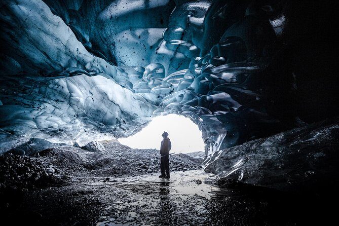 Skaftafell: Blue Ice Cave & Glacier Hike on Vatnajökull - Group Size, Guides, And What Small-Group Really Means
