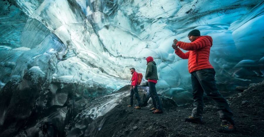 Skaftafell: Ice Cave Experience - Skaftafell’s winter ice cave: why it exists only now