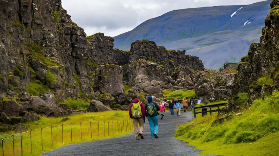 Small Group: Golden Circle & Friðheimar Visit From Reykjavik - Golden Circle Timing: What the Day Really Feels Like