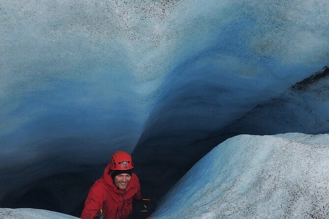 Small-Group Ice Climbing and Glacier Hiking in Solheimajokull - Your 10:30 start at Sólheimajökull: the flow of the day