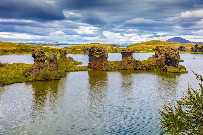Small-Group Lake Mývatn Tour from Akureyri - Lunch Timing, Food Rules, and Why You’ll Still Get a Break