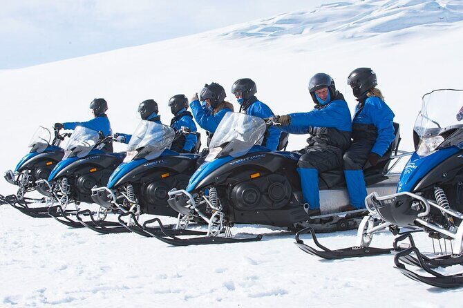 Snowmobile tour on Vatnajökull - Gear, cold weather, and what to bring anyway
