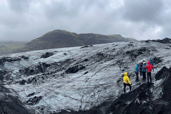 Sólheimajökull Glacier Hike Adventure - The scenery payoff: waterfalls, photo moments, and that “pause in the middle”