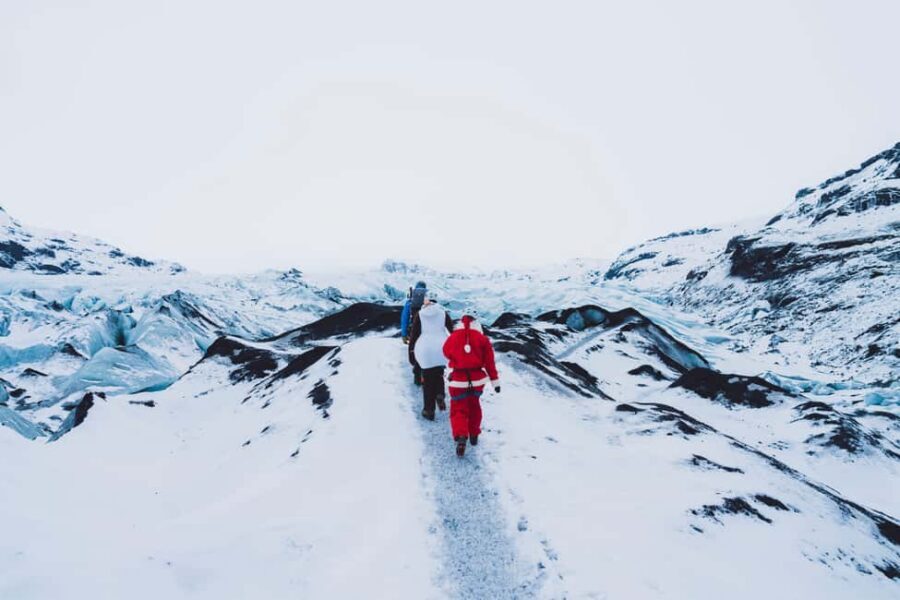 Sólheimajökull: Guided Glacier Hike - Weather and safety: why the guide makes the difference
