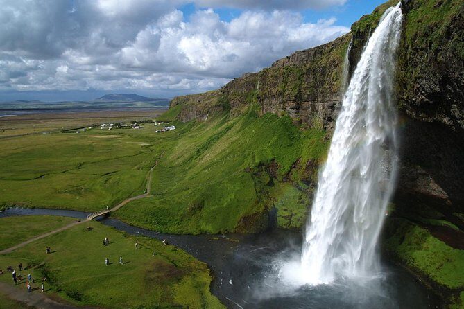 South Coast and Glacier Lagoon Day Trip by Super Jeep from Reykjavik - Waterfall power on the South Coast: Urriðafoss, Seljalandsfoss, Gljúfrabúi, Skógafoss