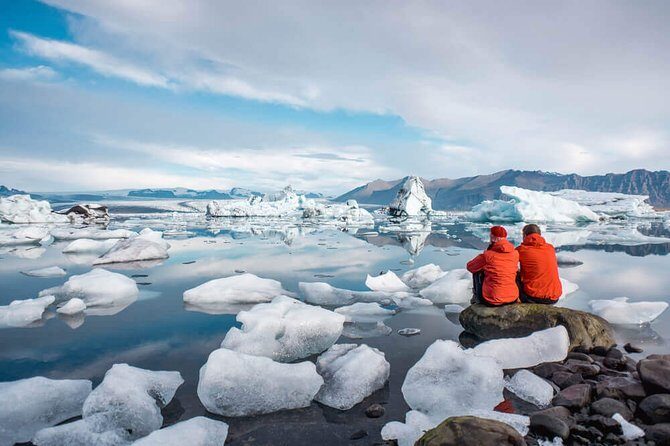 South Coast and Glacier Lagoon - Private - Stop 1: Seljalandsfoss and the walk-behind moment